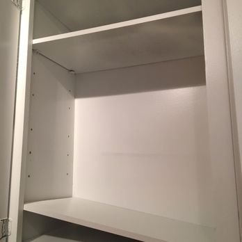 Grays Pointe Apartments - No shelves at move in - Apartments Near Me - Grayslake, Illinois Grays Pointe Apartments - No shelves at move in - Apartments Near Me - Grayslake, Illinois