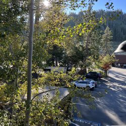 West Shore Cafe & Inn