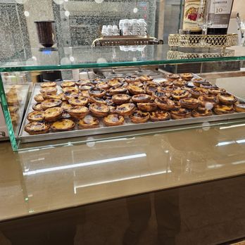 Manteigaria - Mmmmm little pies from heaven... - Bakeries Near Me - Lisbon, 11 Manteigaria - Mmmmm little pies from heaven... - Bakeries Near Me - Lisbon, 11