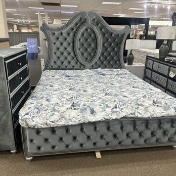 Furniture Discounters - Velvet bedroom set - Furniture Stores Near Me - Chandler, Arizona Furniture Discounters - Velvet bedroom set - Furniture Stores Near Me - Chandler, Arizona