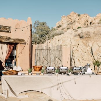 CV BBQ - Photo by Plum & Oak Photo - Caterers Near Me