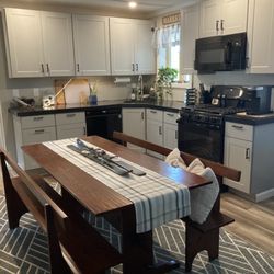 Georges Mills Cottages - Hickory's kitchen