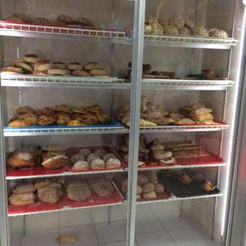 La Ilusion Bakery - Bakeries Near Me - Memphis, Tennessee