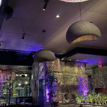 Seven Reasons - Latin American Near Me - Washington, DC, District of Columbia