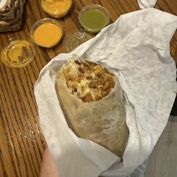 Panaderia Los Arcos - Los Arcos Breakfast Burrito - Bakeries Near Me - Sacramento, California