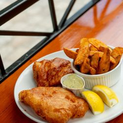 Auld Dubliner Tahoe - Fish and chips