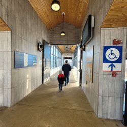 Berlin CT Rail - Inside pedestrian bridge