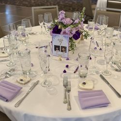 Guest table centerpiece