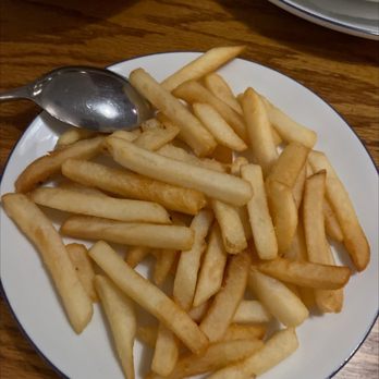 Regina's Restaurant - Fries! - Mediterranean Near Me - Silver Spring, Maryland Regina's Restaurant - Fries! - Mediterranean Near Me - Silver Spring, Maryland