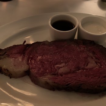 Mr. Lyons - Prime rib - Steakhouses Near Me - Palm Springs, California Mr. Lyons - Prime rib - Steakhouses Near Me - Palm Springs, California