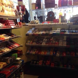 La Pendulerie, Swiss Chocolate Shop - Swiss chocolates!!!