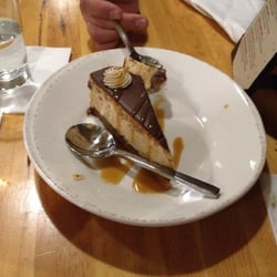 Salted caramel cheesecake