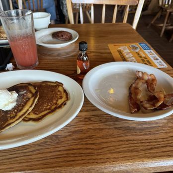 Cracker Barrel Old Country Store - Pancakes, bacon - Southern Near Me - Waynesboro, Virginia