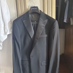 Halberstadt's Mens Clothiers - Suit