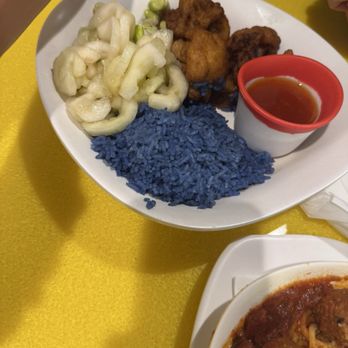 Illumination’s Minion Cafe - New American Near Me - Orlando, Florida
