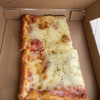 Fernanda's NY Pizza - Sicilian Pizza - Pizza Near Me - Studio City, California