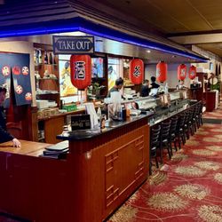 FUJI Japanese Steakhouse - Sushi bar