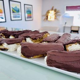 Eclairs