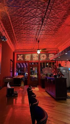 SQZBX Brewery & Pizza by null