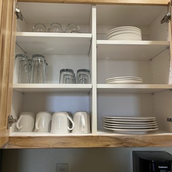 Cedar Breaks Lodge by Diamond Resorts - Dishes in cabinet - Hotels Near Me - Brian Head, Utah