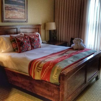 Teton Springs Resort - King bed - Resorts Near Me - Victor, Idaho Teton Springs Resort - King bed - Resorts Near Me - Victor, Idaho