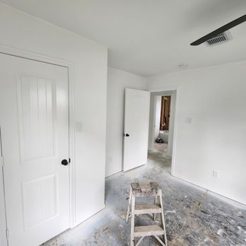 BR Remodeling - Professional trim and door painting for a clean and elegant interior finish. - General Contractors Near Me BR Remodeling - Professional trim and door painting for a clean and elegant interior finish. - General Contractors Near Me