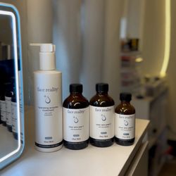 Irene Aesthetics - Face reality acne specialist bubbles