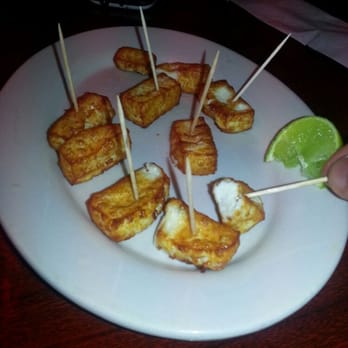 El Nuevo Pio Pio Cafe - Appetizers Dominican style. Queso frito - Dominican Near Me - Hialeah, Florida El Nuevo Pio Pio Cafe - Appetizers Dominican style. Queso frito - Dominican Near Me - Hialeah, Florida