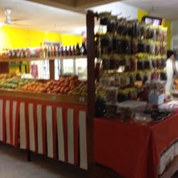 Frutería La Negrita Suc. Calle 51 - Orden y limpieza.