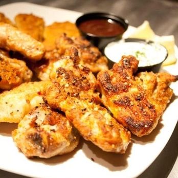 Jim's Place - Photo - Pizza Near Me - Vernon, British Columbia