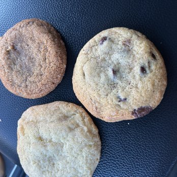 Quebrada Baking Company - 1.75 each... dinky... thin... not worth 1.75 each - Bakeries Near Me - Wellesley, Massachusetts Quebrada Baking Company - 1.75 each... dinky... thin... not worth 1.75 each - Bakeries Near Me - Wellesley, Massachusetts