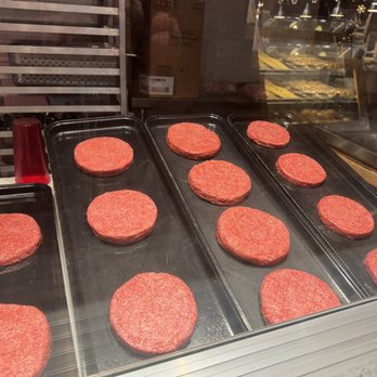 Fuddruckers - Burgers Near Me - Concord, California