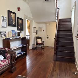 Raney House Museum - Entrance Hallway