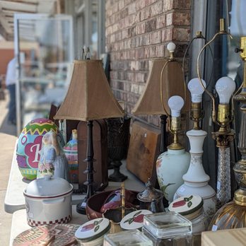 My Favorite Place - Interior - Antiques Near Me - Atlanta, Georgia