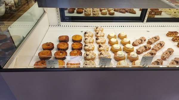 CRÉMEUX French Pâtisserie by null