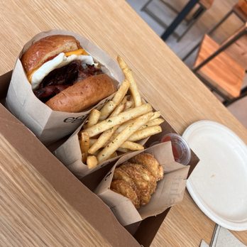 Eggslut - Bacon, egg, and cheese, breakfast sandwich, rosemary, fries, truffle hashbrowns - Breakfast & Brunch Near Me - Tukwila, Washington