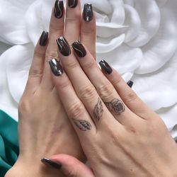VNAILS - Chocolate glazed donuts vibes for the fall time
