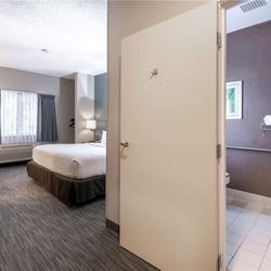 Wingate by Wyndham Great Falls - Guest room