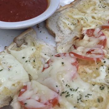 Roma’s Italian Restaurant - Focaccia - Italian Near Me - Pleasanton, Texas