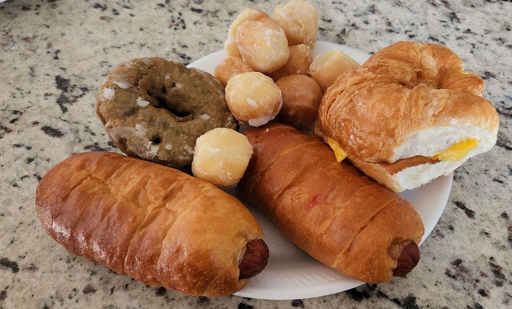 OLD FASHION DONUTS 12 Photos & 51 Reviews 12914 Jones Maltsberger