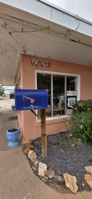 Blue Swallow Motel by null