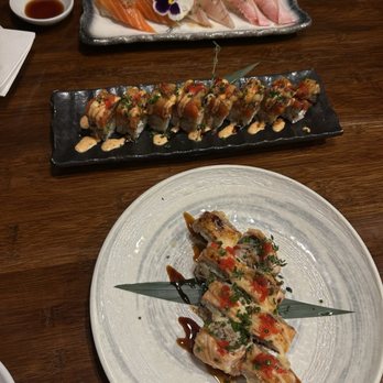 Tsukiyo Sushi - Vegas Roll and the Baked Alaskan Roll - Sushi Bars Near Me - Los Angeles, California Tsukiyo Sushi - Vegas Roll and the Baked Alaskan Roll - Sushi Bars Near Me - Los Angeles, California