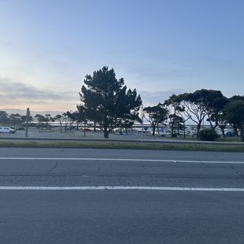Harbor Village RV Park - Nice sunrise walk to the marina - RV Parks Near Me - Half Moon Bay, California