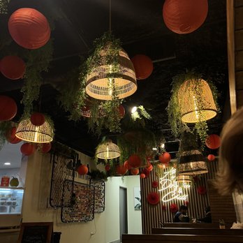 Ding Tea - Inside decor - Bubble Tea Near Me - Arlington, Texas Ding Tea - Inside decor - Bubble Tea Near Me - Arlington, Texas