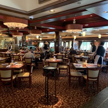 Pappadeaux Seafood Kitchen - Beautiful interior - Cajun/Creole Near Me - Austin, Texas Pappadeaux Seafood Kitchen - Beautiful interior - Cajun/Creole Near Me - Austin, Texas