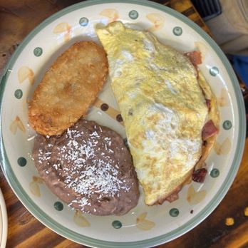 Passione Caffe - Carnivore omelette - Breakfast & Brunch Near Me - Rosarito, BCN