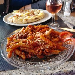 La Boite à Pizza - I got the penne Bolognese and my daughter got the Gina personal pizza.