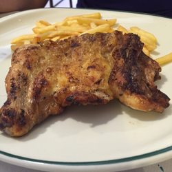 La Tertulia II Parrillada - We ordered the grilled chicken because every table had one too. It was a good choice. Ask for the picante sauce (little spicy)