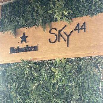 Sky 44 Rooftop Terraza & Bar Madrid - Sky 44 - Tapas Bars Near Me - Madrid, M Sky 44 Rooftop Terraza & Bar Madrid - Sky 44 - Tapas Bars Near Me - Madrid, M