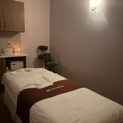 i-Massage Spa - Massage room
